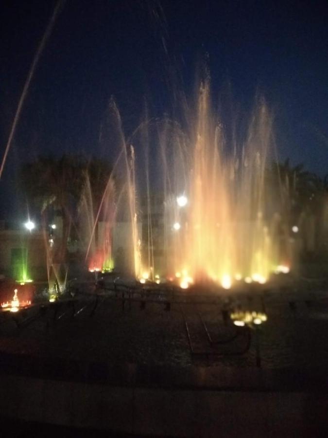 Dubey Homestay - 500 Meter From Temple Vrindāvan Εξωτερικό φωτογραφία