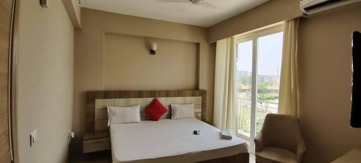 Dubey Homestay - 500 Meter From Temple Vrindāvan Εξωτερικό φωτογραφία