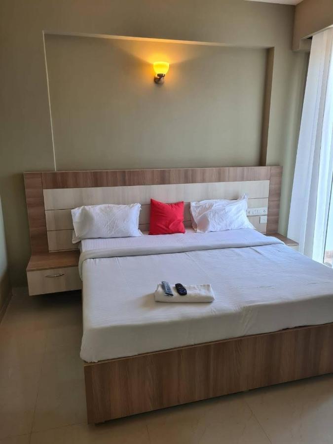 Dubey Homestay - 500 Meter From Temple Vrindāvan Εξωτερικό φωτογραφία